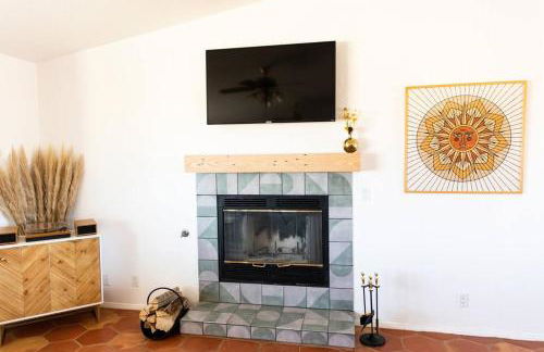 Sun Runner - Serene desert home w/pool & hot tub - Foto 6