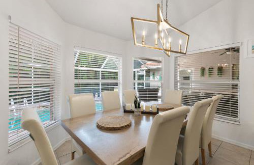 Beautifully-furnished Naples Home l Pool l Hot Tub - Foto 7