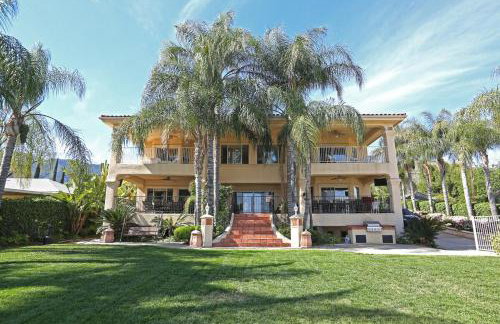 Lakeside Mansion Waterfront 34 beds Boat ramp - Foto 16