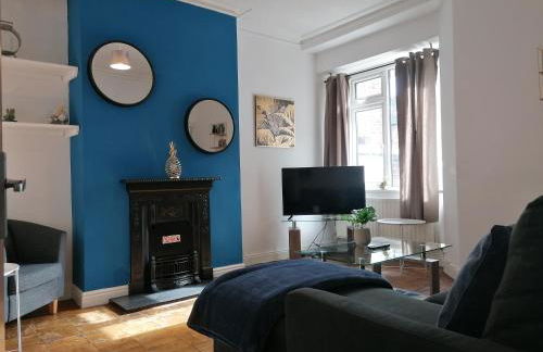 Chester 4 Bedroom House, Contractors & Leisure by Rework Accommodation - Photo 11