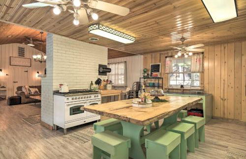 Strawberry Hill Cabin 5 Mi to Skiing and Lake - Photo 8