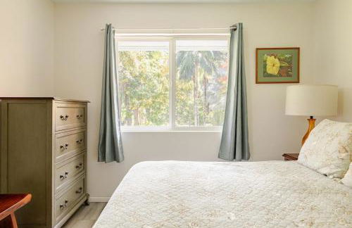 Oceanfront Treehouse at Hakalau with Kitchen - Foto 10