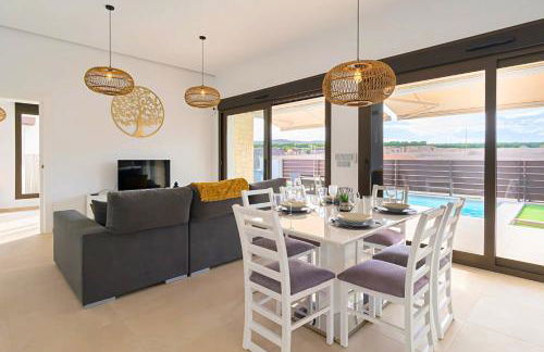 Modern villa with private pool at Golf Vistabella - Foto 11