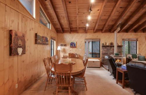 Lake Tahoe Treasure! Minutes From Beach & Skiing - Foto 29