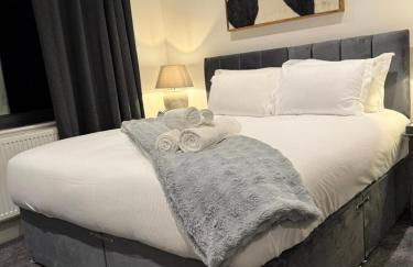 Large Luxury 5BDR Home 2 Bath and Free Parking - Foto 20