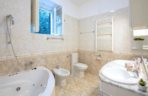 Stone Villa Majestic w Pool - Split Center - Photo 51