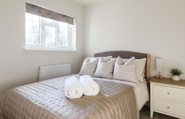 Beautiful 4-bed Close to South Downs Goodwood - Foto 24