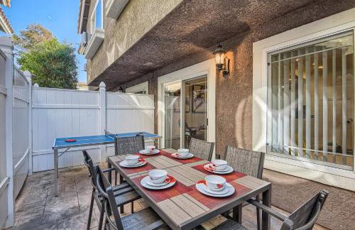 Stylish- Multi-Level- Patio- Games - Fast WIFI-CM3 - Foto 27