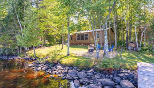 Lakefront Cabin on Lake Vermilion with Large Dock - Foto 2