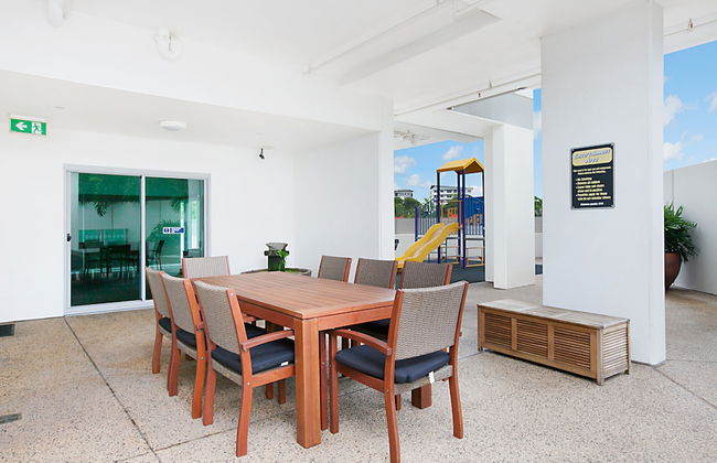 Beachlife Holiday Apartments - Photo 57