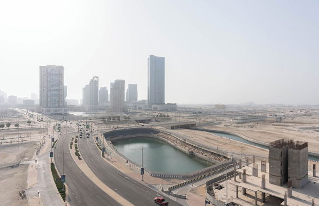 Bloomfields Premium STU Canal View - Photo 9