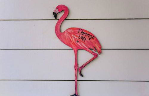 Flamingo Loft - Charming Oceanfront Loft - Multiple Decks - Private Beach Access - Foto 16