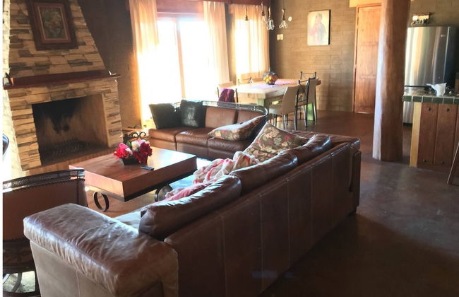 Beautiful Cabin Downtown Tapalpa Oven Mud Barbecue Grill 4 Room 12 ppl TV Wifi - Foto 27