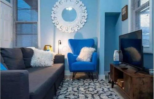 Jungle House Luxury Homes - Columbus Downtown Short North - Near Convention Center & Nationwide Arena - Free Parking - Pet Friendly - Over 5,800 Five Stars - Foto 1