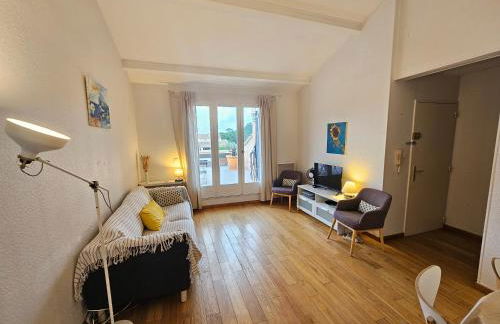 WIFI, Climatisation, parking, plage à pied - Photo 4