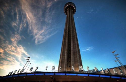 Cozy Room 2 Full Beds near Frost Bank Stadium WB2 - Photo 1