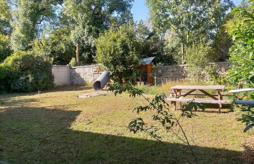 Petite maison très paisible avec jardin à Cournon - Puy de Dôme ! - Foto 12