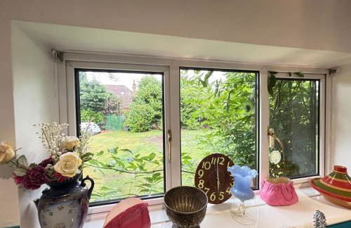 The Luxe 2BR Specious Bungalow - Garden & Parking - Foto 27