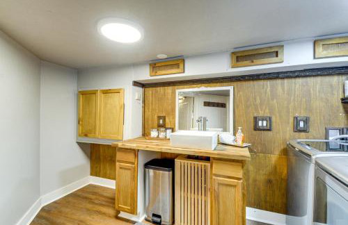 Peaceful Patio View! Waterfront Puget Sound Unit - Foto 15