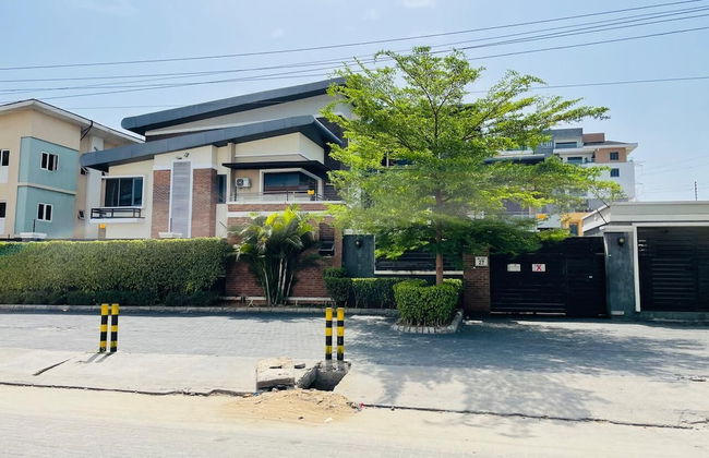 The Azaria Hotel & Apartment - Foto 75