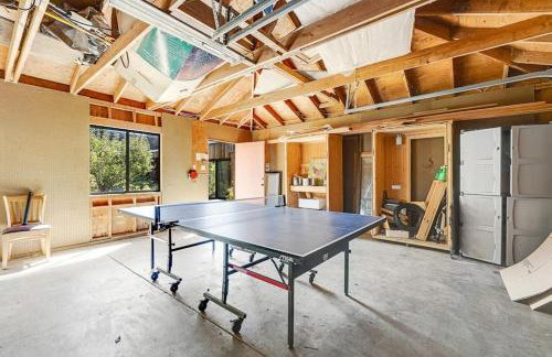 Urban Escape Compound - Photo 31