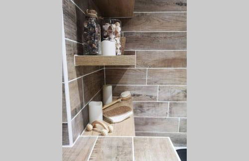 LE QUINTESSENCE: Balnéo & Luminothérapie + parking - Photo 20