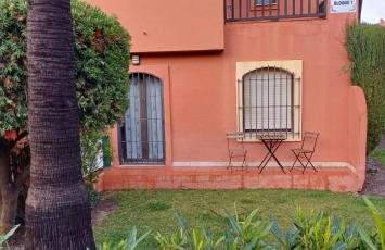 Apartamento de tres dormitorios muy espacioso con jardines y piscinas - Foto 18