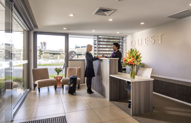 Quest on Beaumont - Photo 5