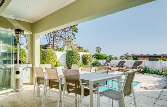 Beach-style Camps Bay Home w Pool Garden Barbados - Photo 7