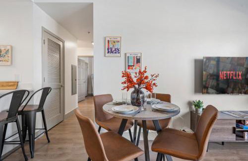 Urban Oasis - Balcony, Free Parking, Views, Gym - Foto 9