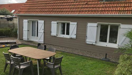 Maison spacieuse avec jardin et feu de bois et parking gratuit pour 3 voiture - Foto 5, Garden