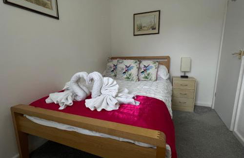 Riverside 2 Bedroom Townhouse with Car Charger - Foto 7