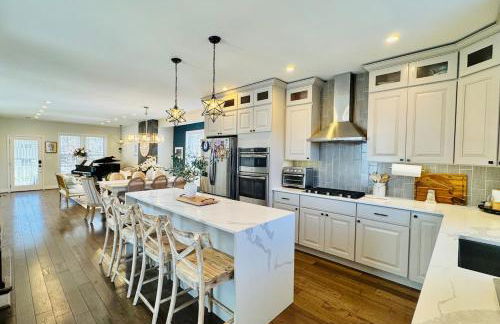 French Provincial with Grand Piano- Steps from DC - Foto 20