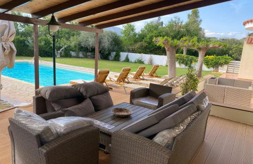 Relaxing Villa with Swimming Pool and Garden - Foto 7