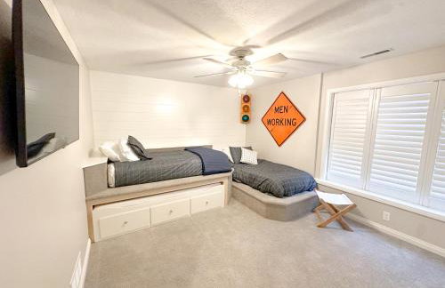 Group House Sleeps 26 THE ATTIC - 2 Miles to Cedar Point - Foto 24