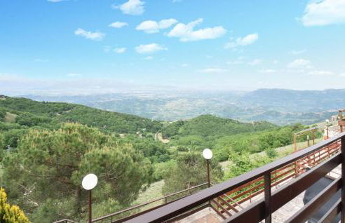 Gorgeous Home In Serrone With Wifi - Foto 10