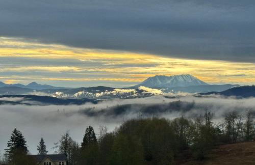 Welcome to Raven Ridge Lodge - where time slows - Photo 15