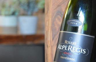 Mountain Suite with tub and view, Alpine design - Photo 29