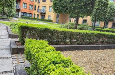 Stylish 2-Bed Apartment, Free Parking, Walk to Hospital & Uni - Foto 35
