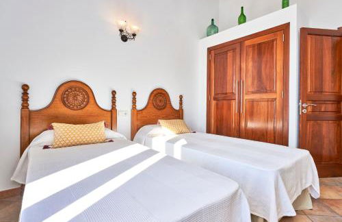 Quiet Villa in Buger with amazing pool, paddle court and nice garden - Foto 14