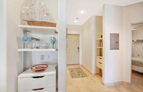 Oceanside Escape with 3 Bedrooms Spectacular Ocean View and Pool - Foto 15