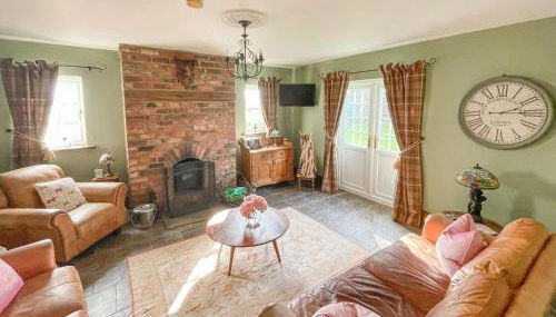 Eastfield Cottage - Photo 3