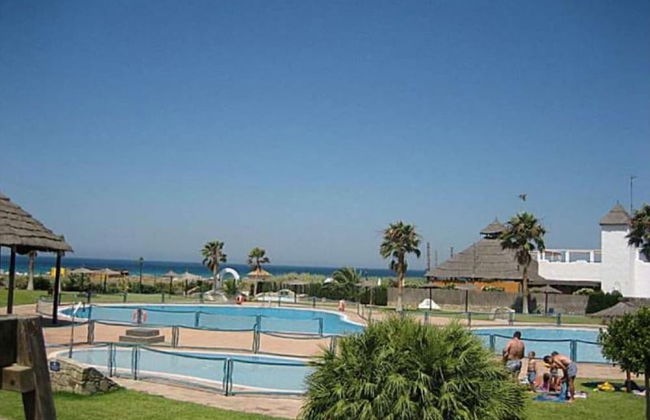 Apartment - 2 Bedrooms with Pool - 103433 - Photo 9