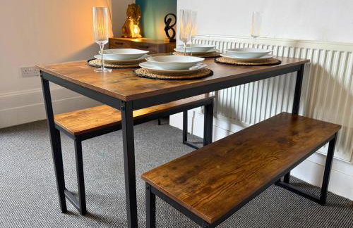 Smart 3-Bed in Hexham-Ideal for Workers & Families - Photo 9