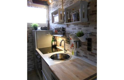 Ferienhaus zum Wohlfühlen in der Eifel, Poolnutzung, Tennis, Minigolf, Seenähe - Photo 11