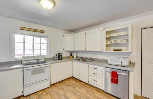 Private Hot Tub and Mtn Views Garden Valley Apt! - Foto 6