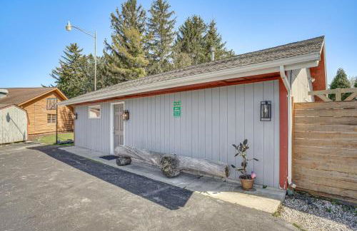 9 Mi to Shore Home with Hot Tub in Howards Grove! - Foto 24