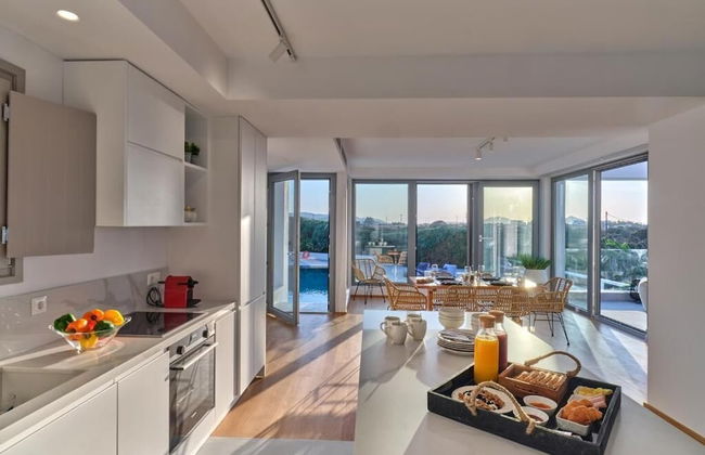 Empire Luxury Villas - Photo 43