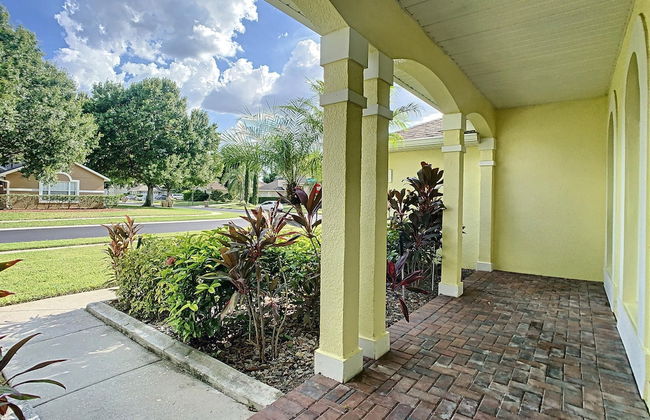 Fantastic 7 Bed 6 Bath in Prestigious Gated Comm - Foto 61