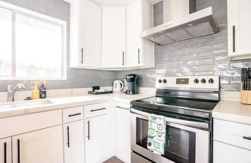 Beautiful Modern Farmhouse near DT w6 queen rooms - Foto 19